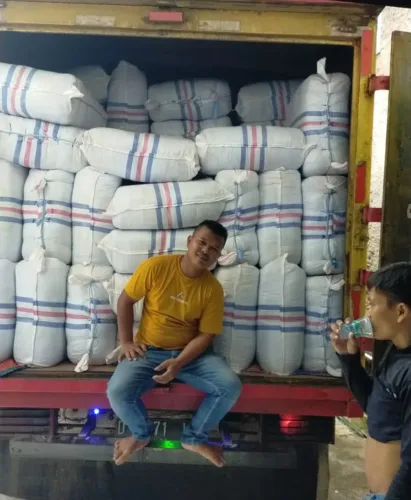 pabrik kaos kampanye